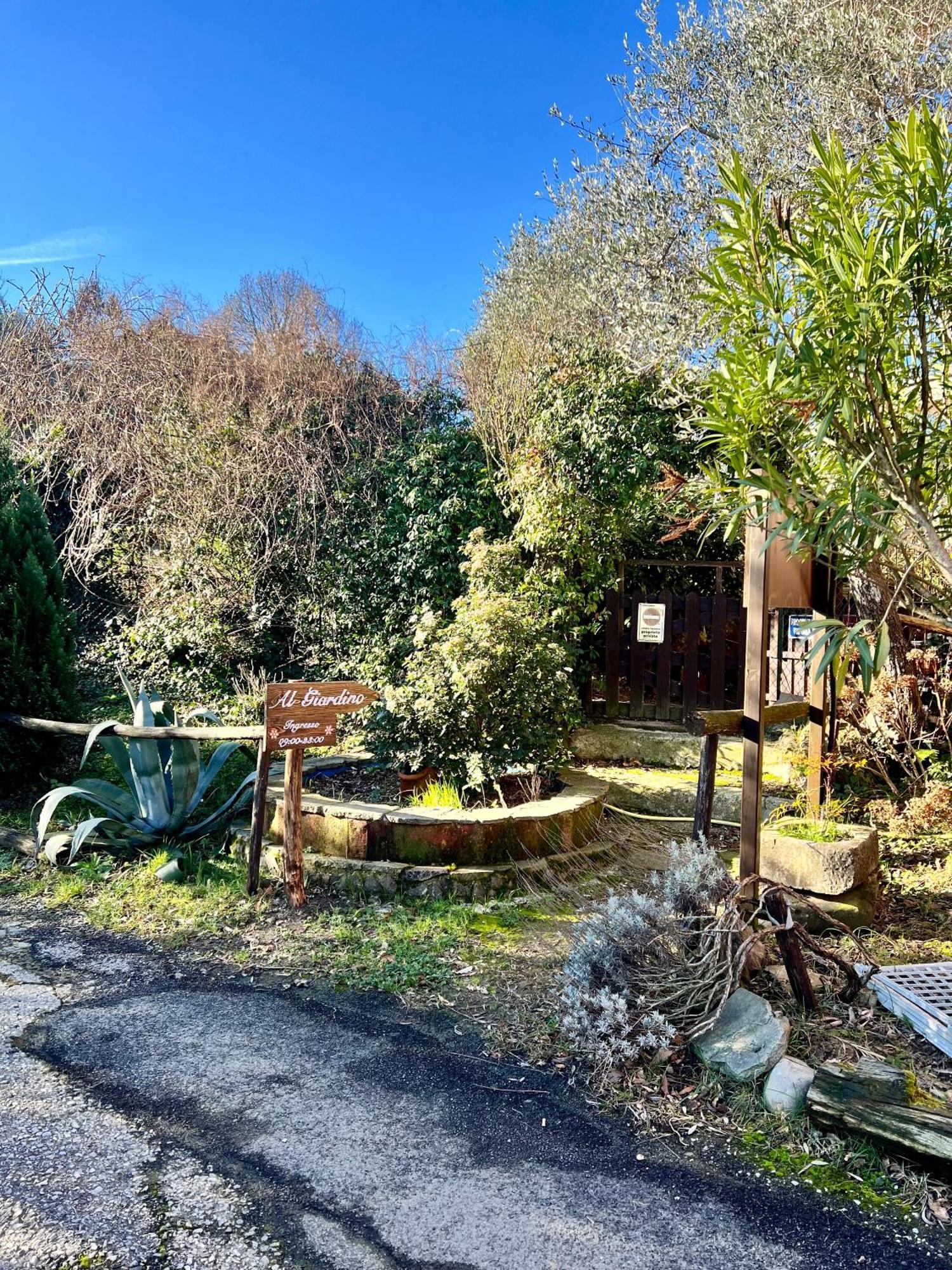 La Casa Rosa Hotel Borghetto di Vara Luaran gambar