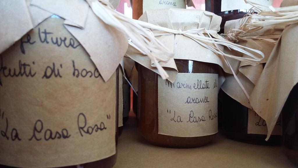 La Casa Rosa Hotel Borghetto di Vara Luaran gambar