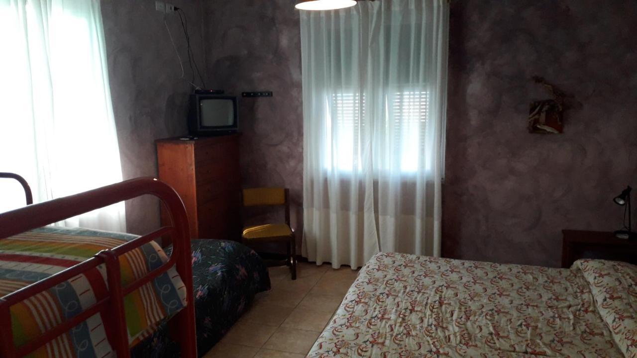 La Casa Rosa Hotel Borghetto di Vara Luaran gambar